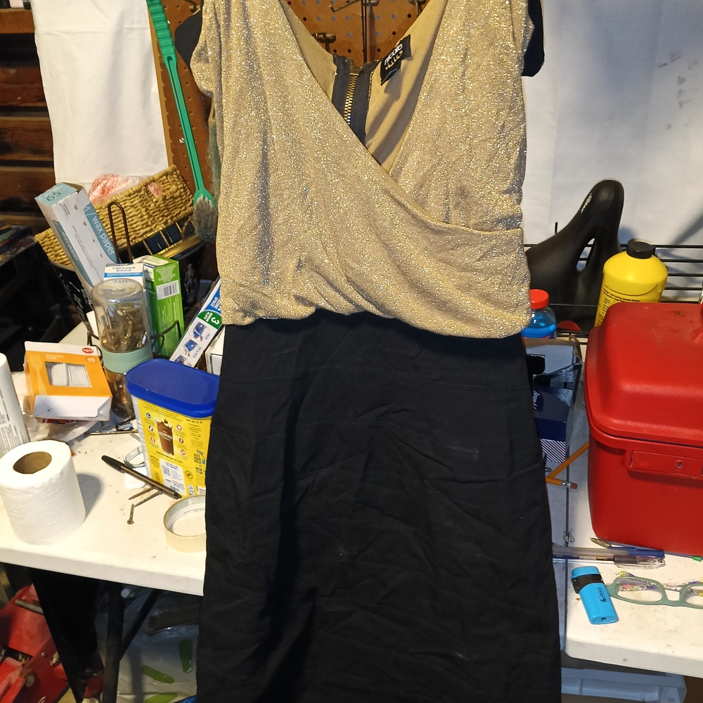 Nicole Miller Black and Gold Midi Pencil Skirt